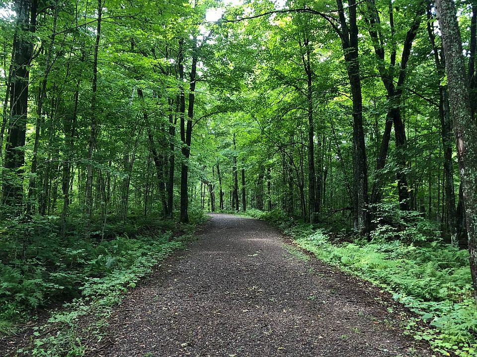Lovely walking trails.