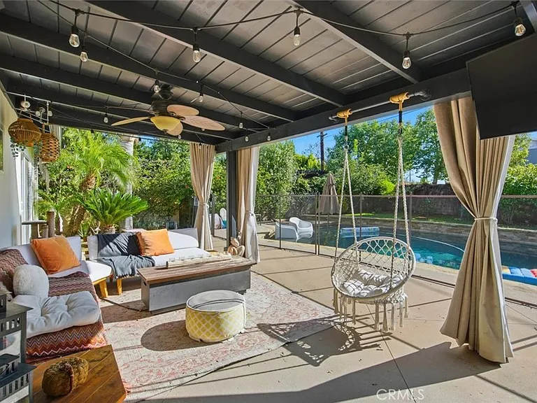 6443 Gross Ave — Photo 31