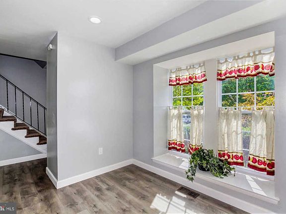 3rd image of 15827 Millbrook Ln #128