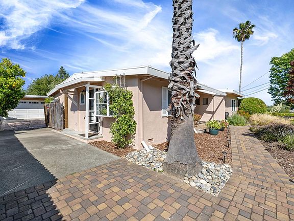 5th image of 474 Via Herbosa Drive