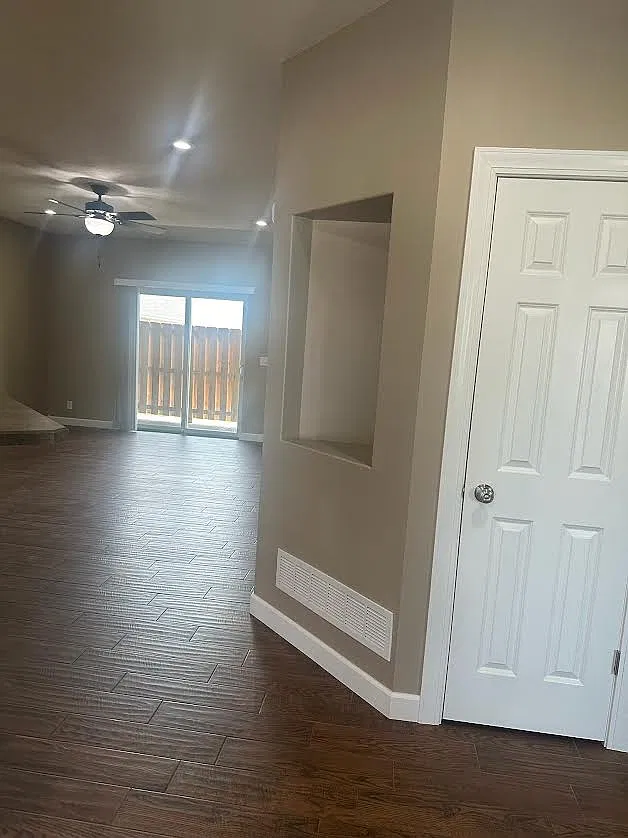 1419 Adams Street S — Photo 3