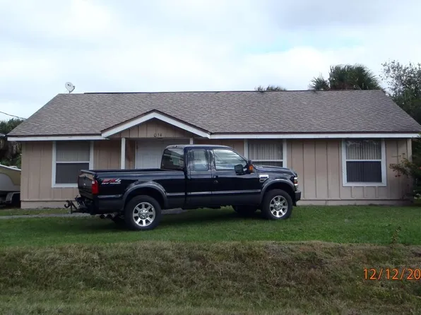 5014 Palm Dr, Fort Pierce, FL 34982