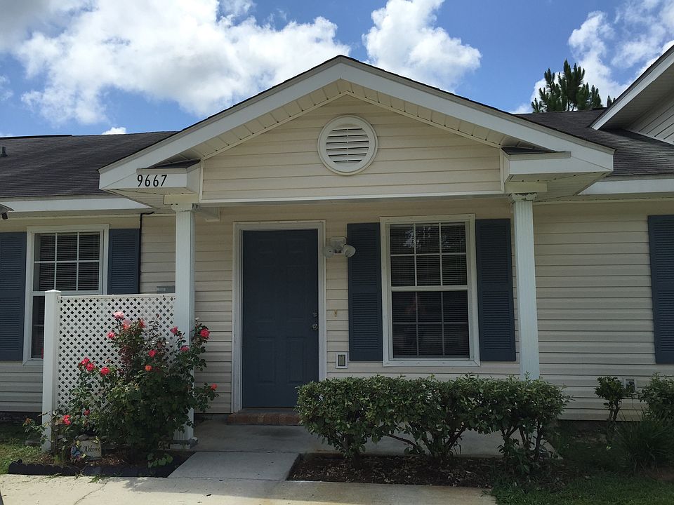 1st image of 9667 Cobblebrook Dr
