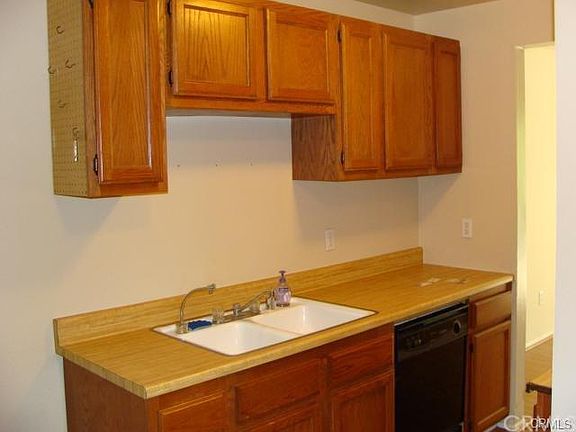 5th image of 2027 S Campus Ave APT C