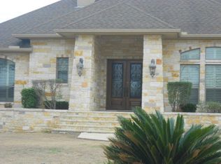 105 Augusta Cir, Kerrville, TX 78028