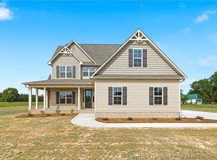 6732 Sim Canady Rd, Hope Mills, NC 28348