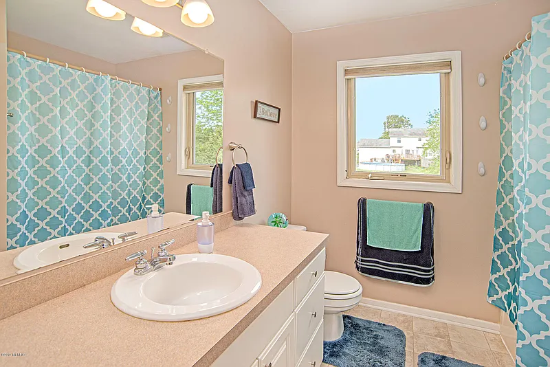 Thumbnail 18