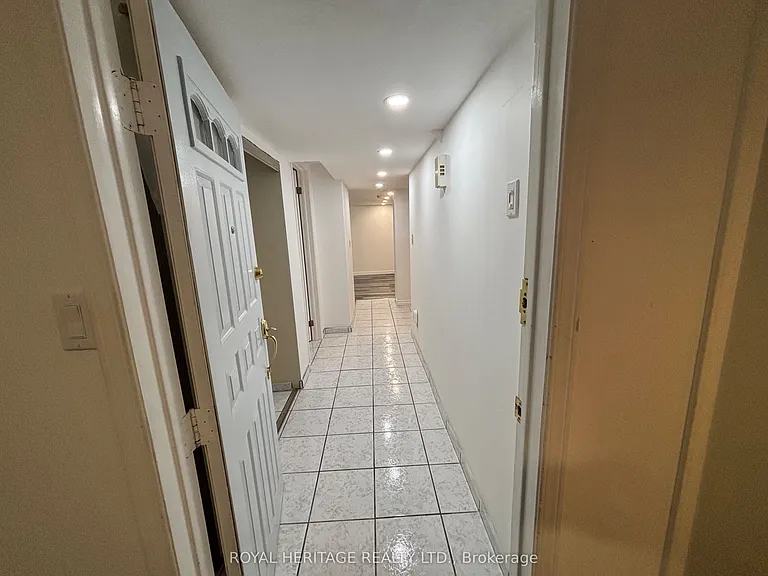 9 Dowers Dr — Photo 8