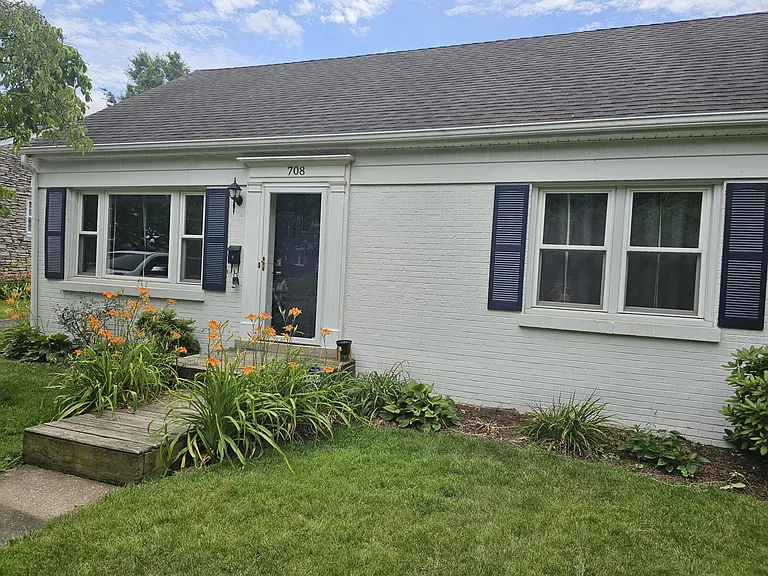 708 Cheryl Ln — Photo 3