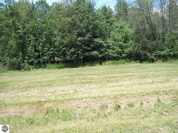 4th image of 0 Birch St