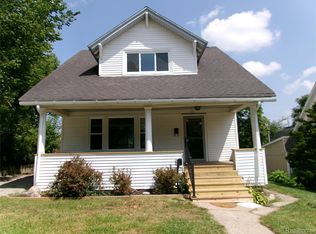 216 E Washington St, Howell, MI 48843