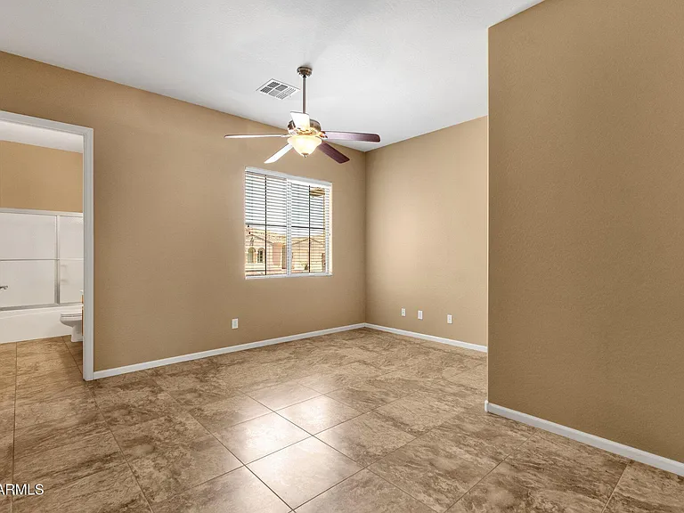 2403 E Robb Ln — Photo 27