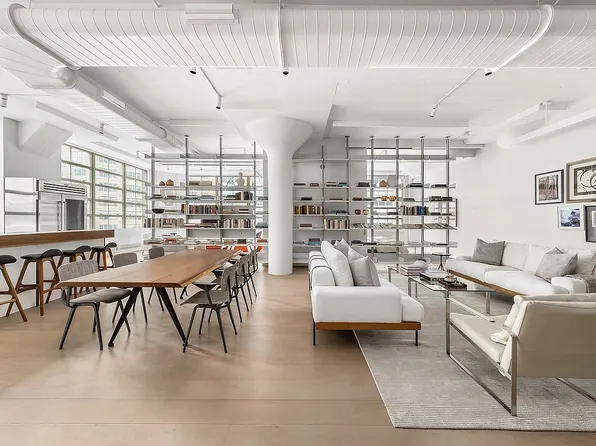 195 Hudson St APT 4B, New York, NY 10013