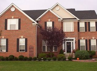 625 Birchleaf Dr, Collegeville, PA 19426