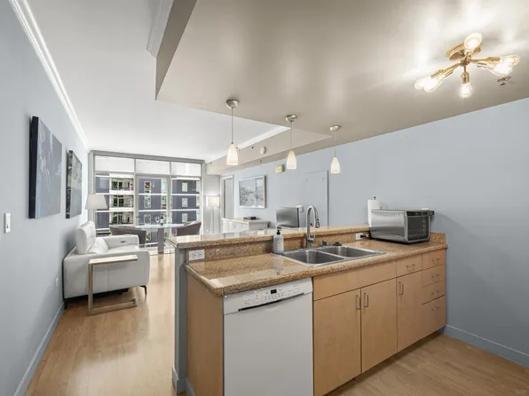 425 W Beech St Unit 854, San Diego, CA 92101