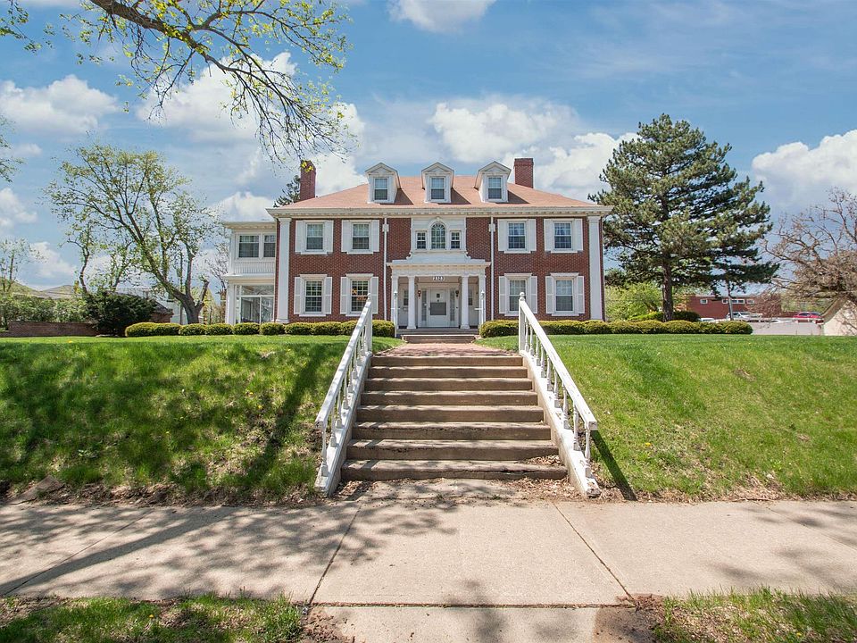 2323 Nebraska St, Sioux City, IA 51104 MLS 822859 Zillow