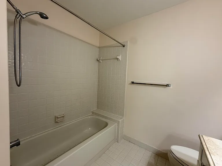 717 Windermere Way — Photo 11