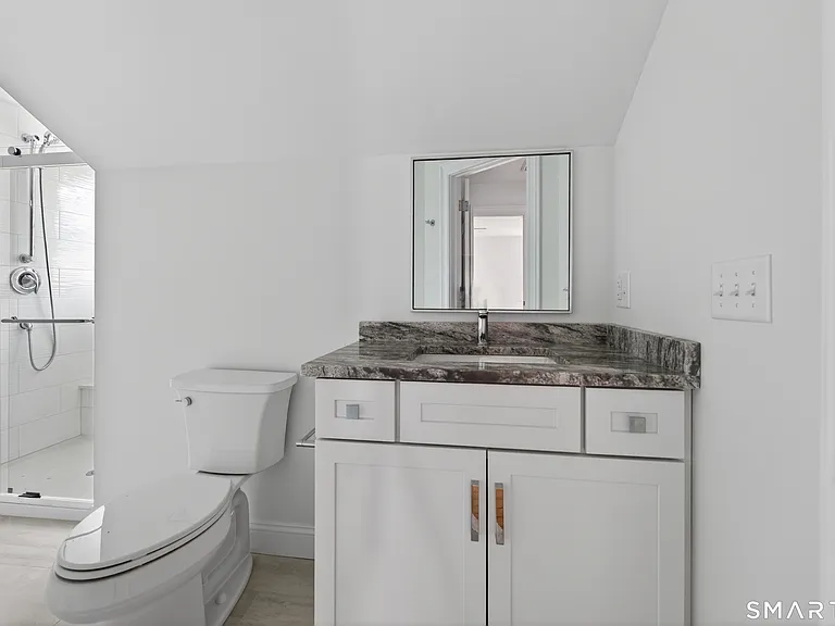 138 Bank St #3A — Photo 15