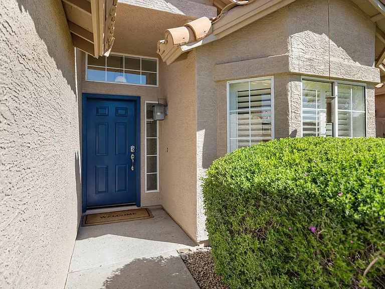 7362 E Hanover Way — Photo 3