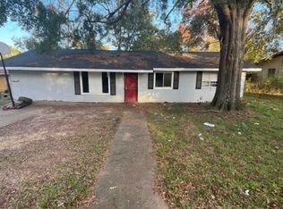 422 Queen Marie Ln, Jackson, MS 39209