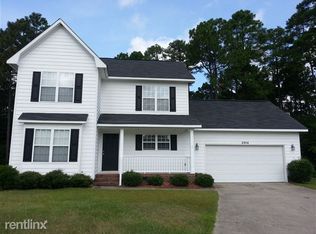 2904 Piney Mountain Dr, Hope Mills, NC 28348
