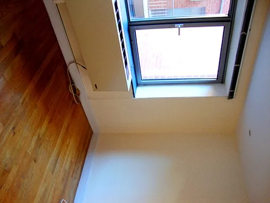 Rented by Mark David | media 42