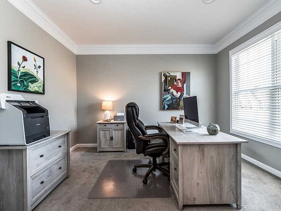 4th image of 342 Eastbury Dr
