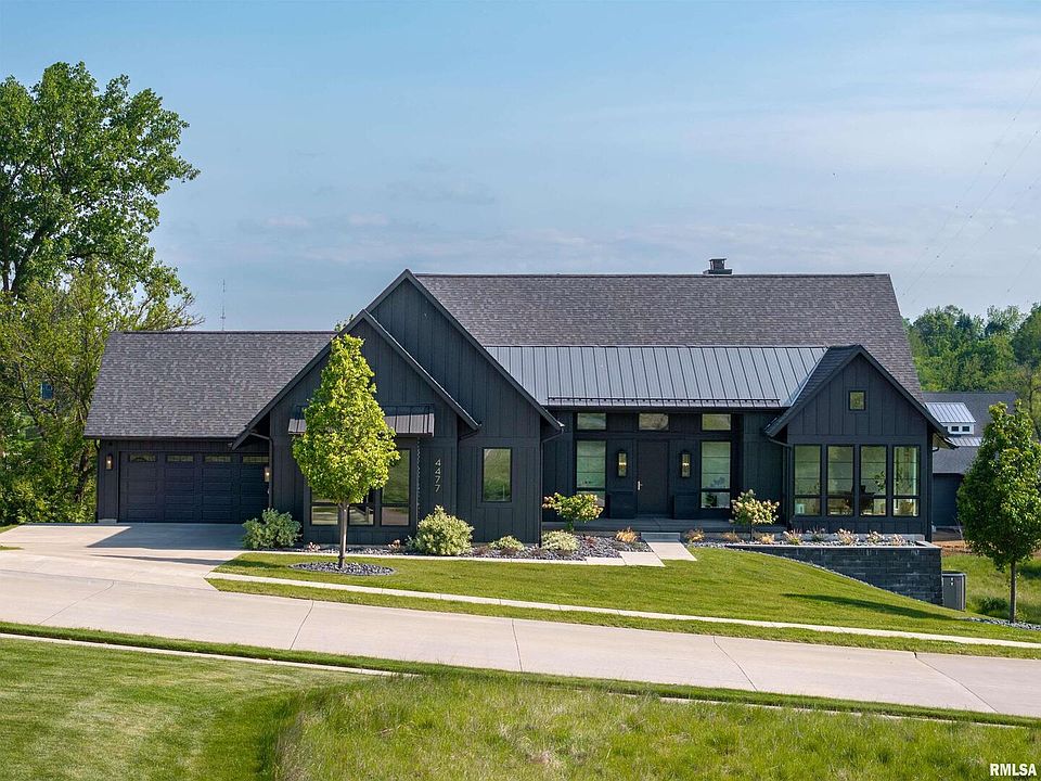1st image of 4477 Woodland Dr
