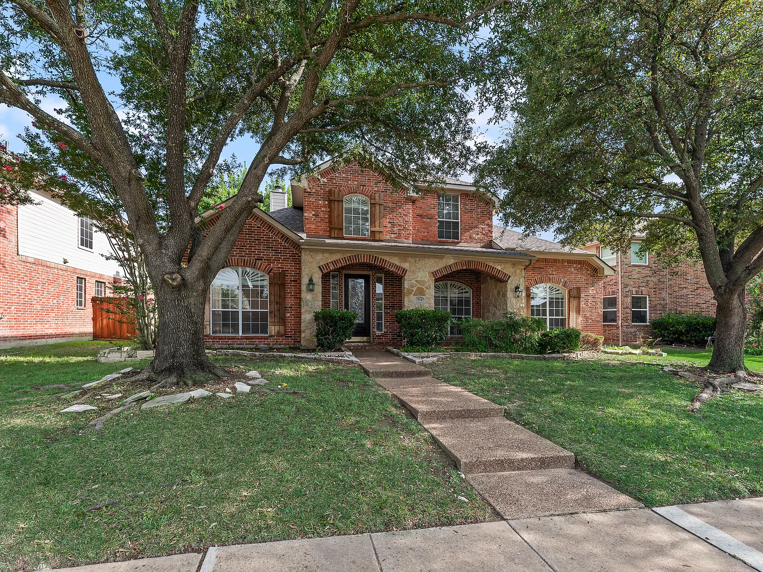 4 bed, 3278 sqft, $3,200 — Photo 4