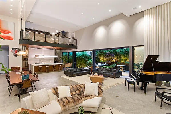 Rented by Compass | media 1