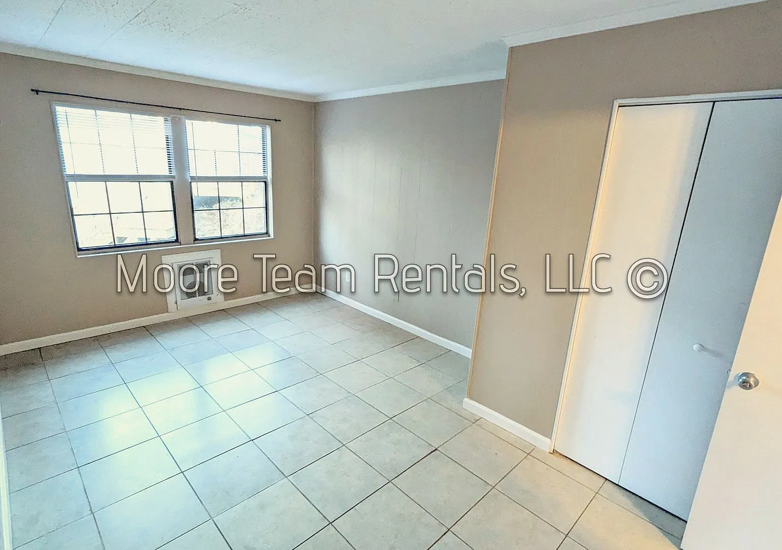 Hendersonville Heights Apts 84 — Photo 3