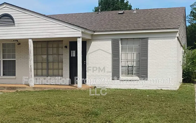 2 bed, 1.5 bath, 10177 sqft, $1,050 — Photo 3