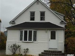 183 Perry St, Hempstead, NY 11550