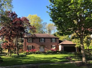 2480 Wendling Dr, Akron, OH 44333