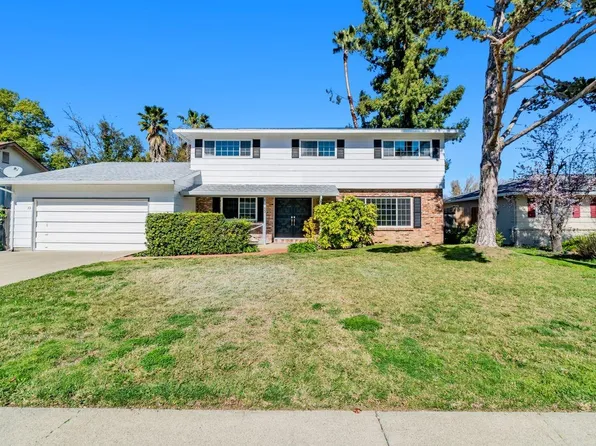 33 Starlit Cir, Sacramento, CA 95831