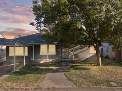 229 W Colonial Drive, Hanford, CA, 93230