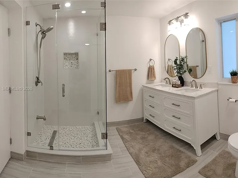 2700 SW 28th Ct — Photo 15