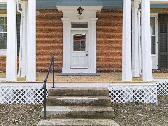 2nd image of 286 S South St