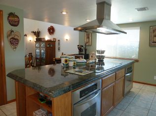 8504 Cache St, Leona Valley, CA 93551