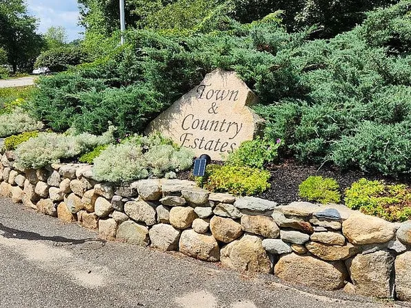3 Bayberry Ln, Kingston, MA 02364