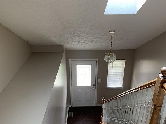 2nd image of 24 Sonoma Ct