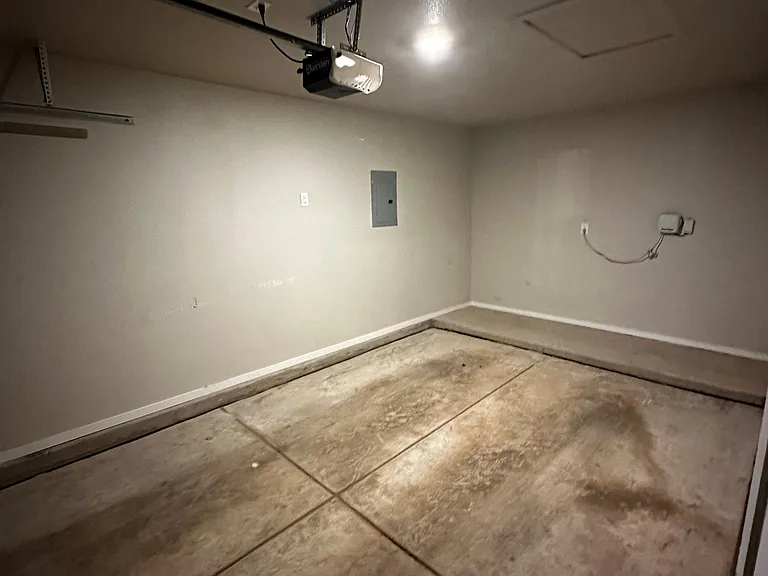 3419 Tiffin Ave — Photo 20