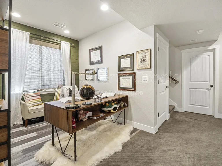 5988 N Fulton St — Photo 16
