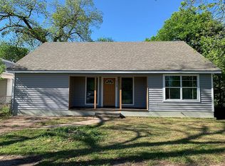 713 W Shepherd St, Denison, TX 75020