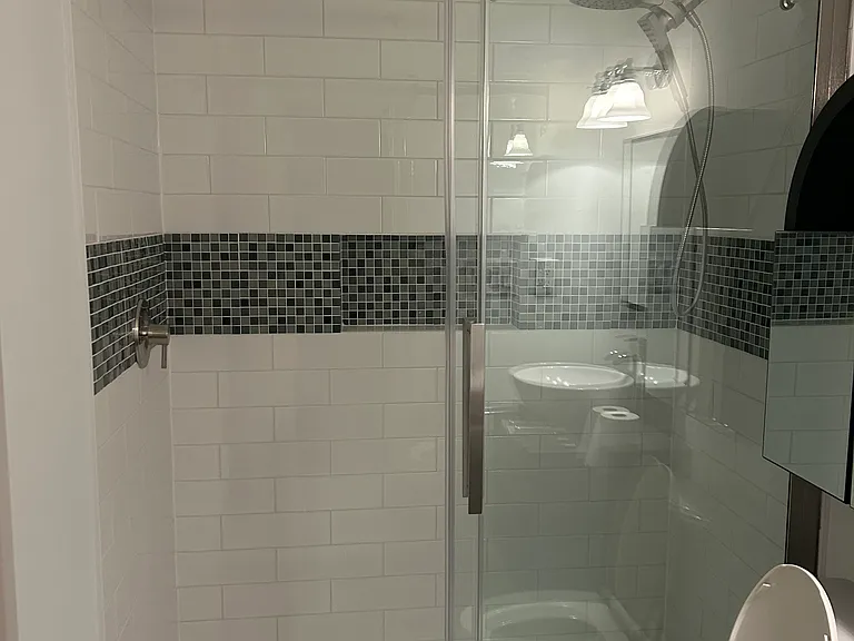 1707 Sharon Ave — Photo 4
