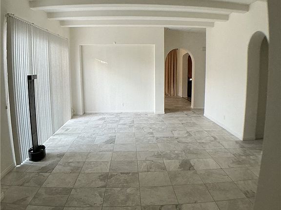2nd image of 89 Via Santo Tomas