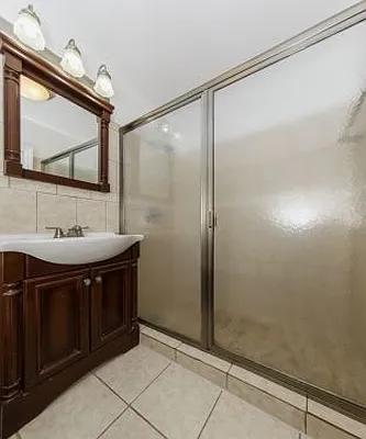Rented by Icon Realty Management | media 6