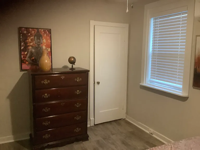 3444 Livingston St — Photo 10