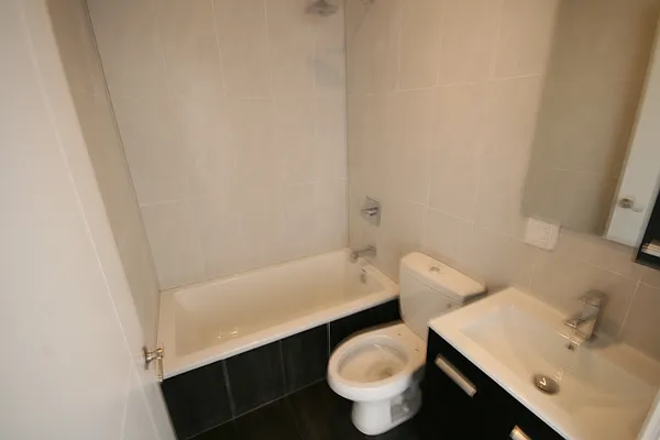 Rented by Makover Group Inc | media 37