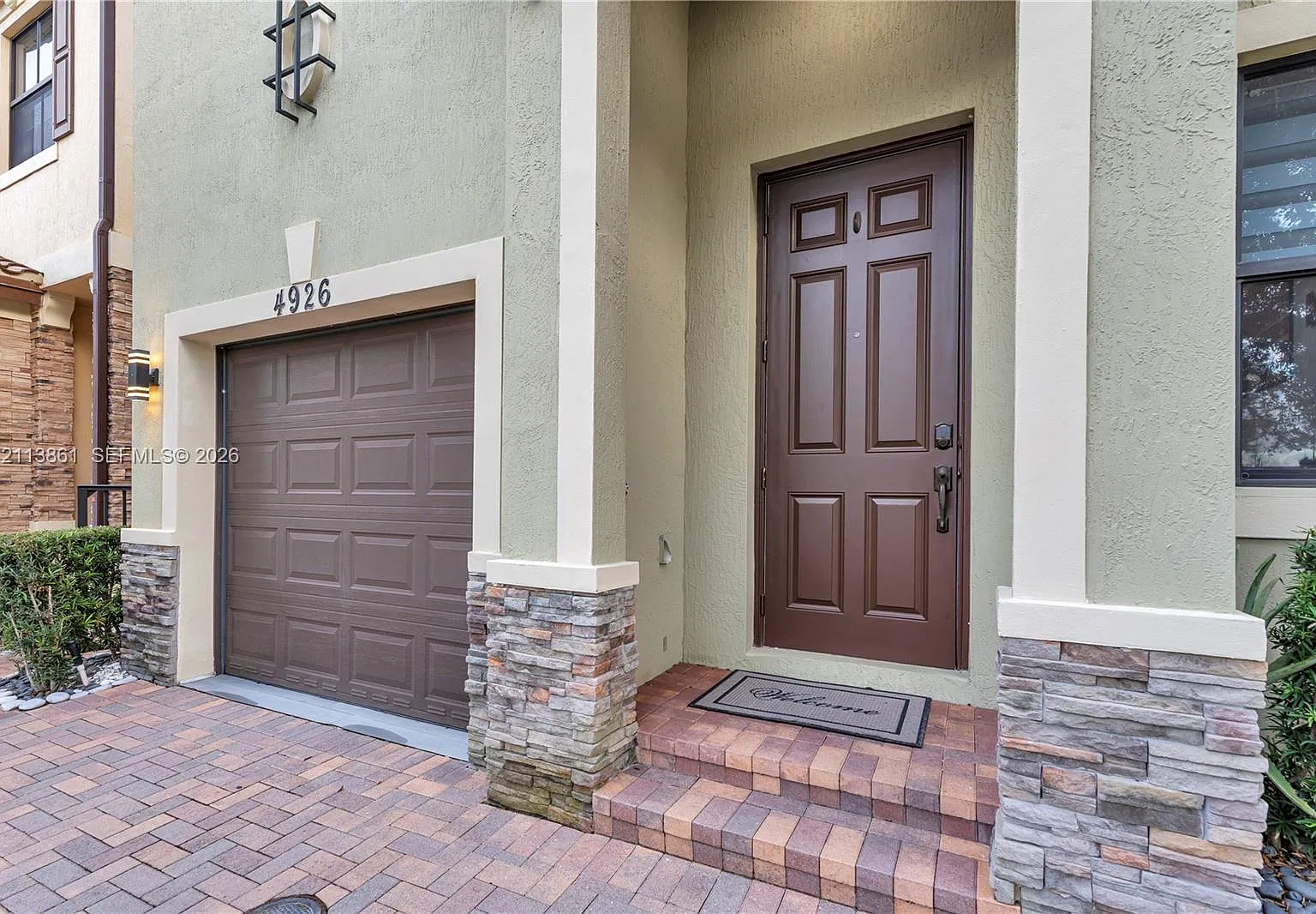 Sabal Palm By Prestige — Photo 2